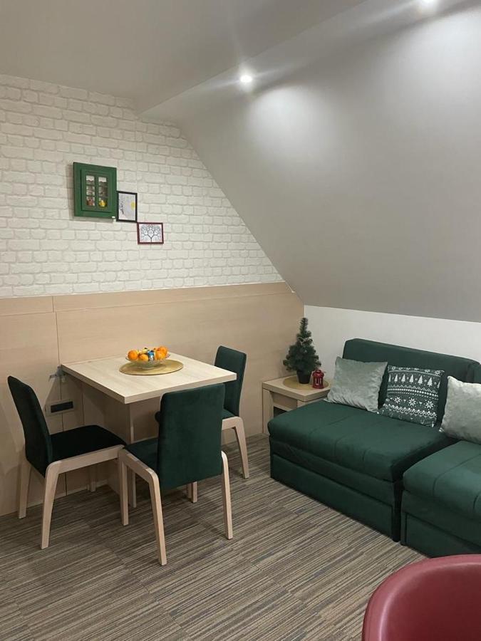 Apartmani Air コパオニク エクステリア 写真